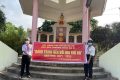 Học sinh Trường THCS Ba Vì tham gia viếng Đài tưởng niệm xã Ba Vì